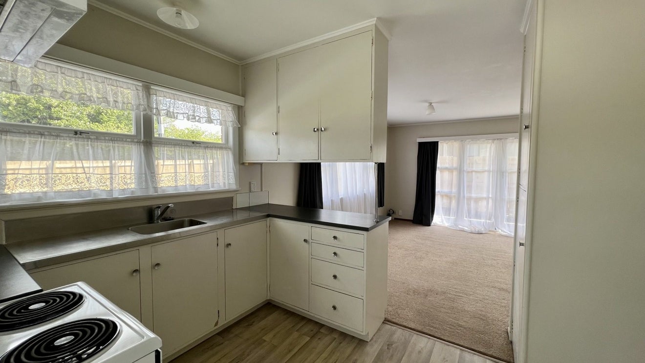 2/338 Kamo Road, Kamo, Whangarei - Carousel 2