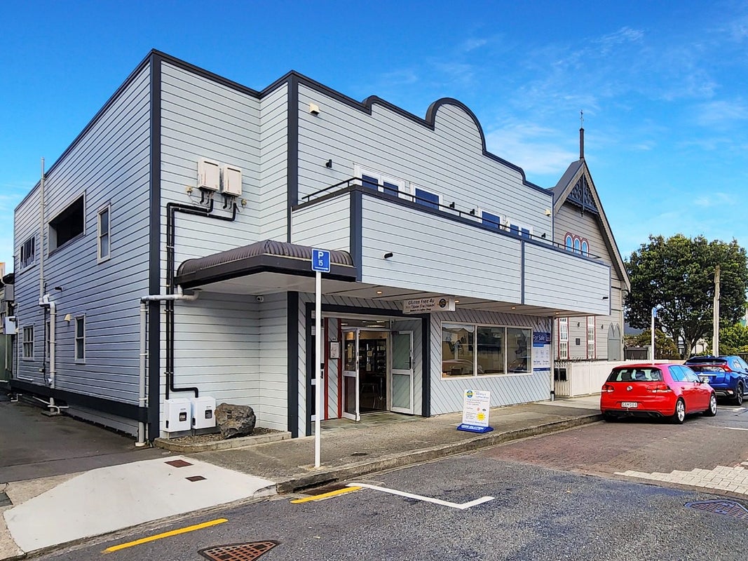 2/44C Nelson Street, Petone, Lower Hutt - Carousel 1