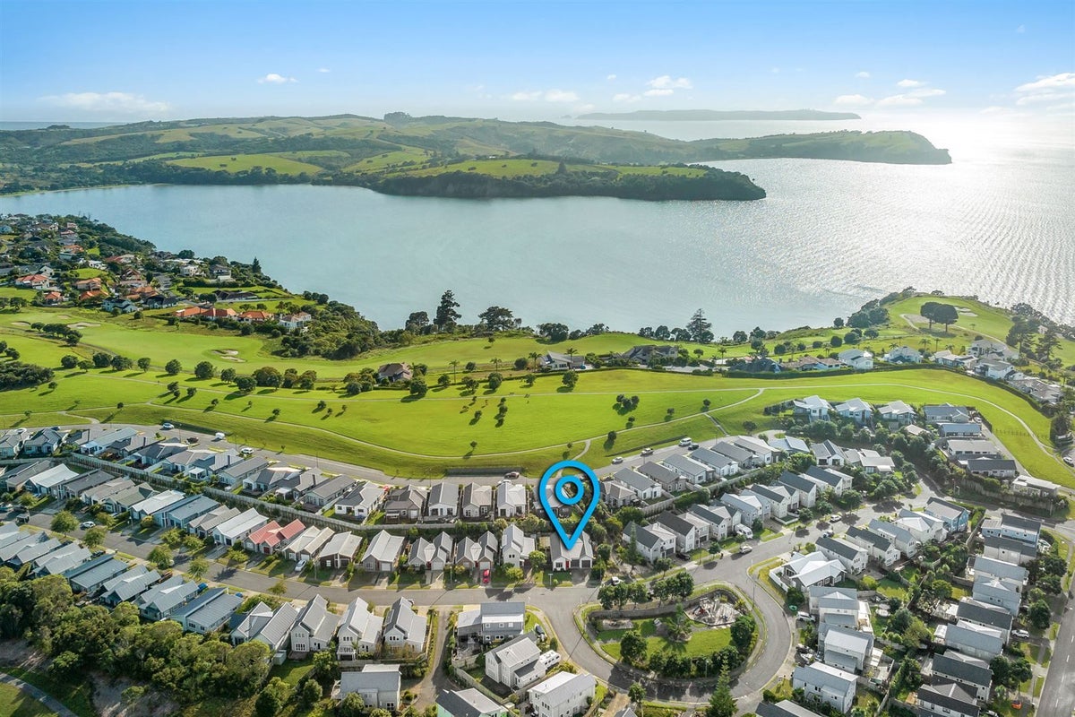24 Cape Cod Drive, Gulf Harbour, Whangaparaoa - Carousel 1