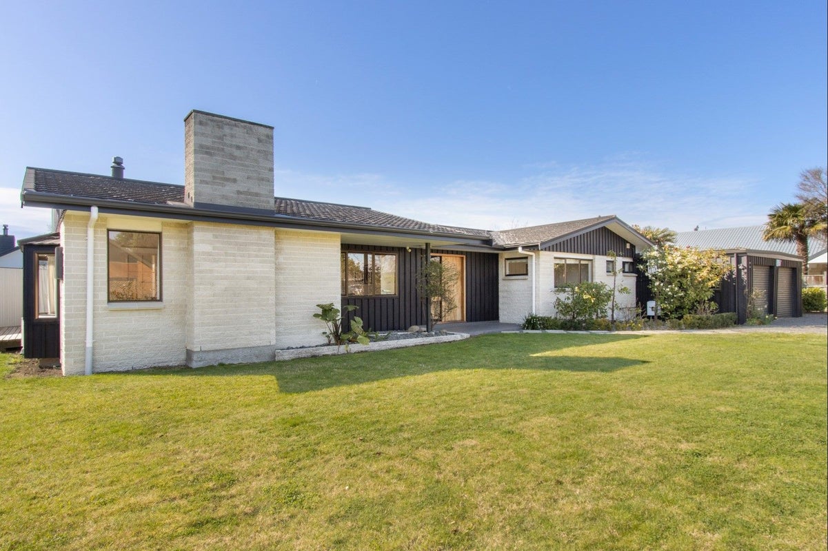 153 Avenue Road, Greenmeadows, Napier - Carousel 2