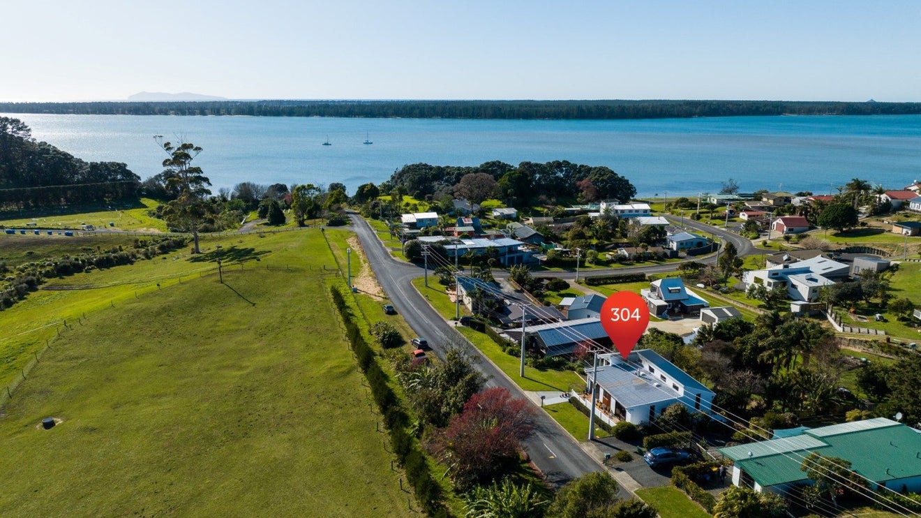 304 Ongare Point Road, Tahawai, Katikati - Carousel 1
