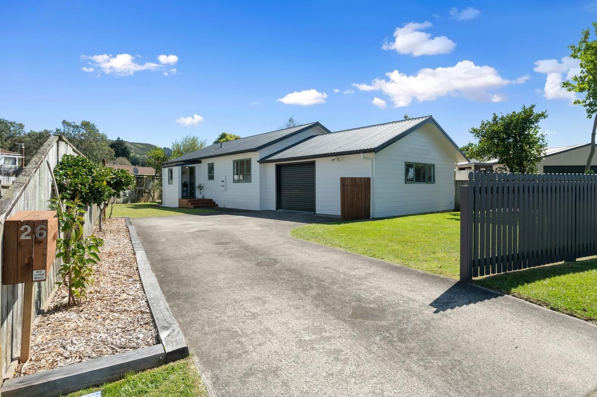 26 Barnard Road, Fairy Springs, Rotorua - Carousel 1