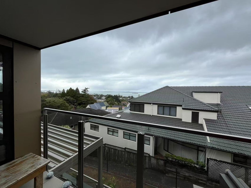 2B/12 Selwyn Road, Howick, Auckland - Carousel 7