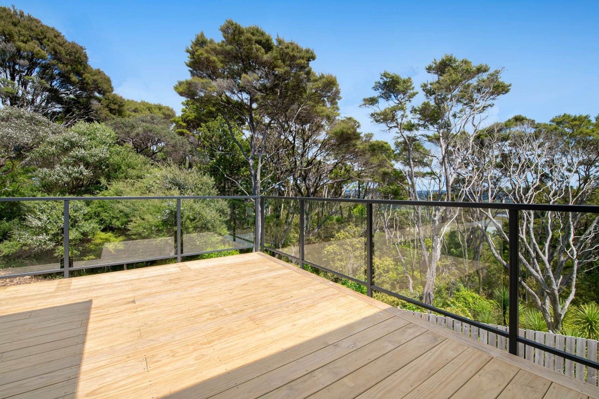 13 Ti Tree Lane, Stanmore Bay, Whangaparaoa - Carousel 2