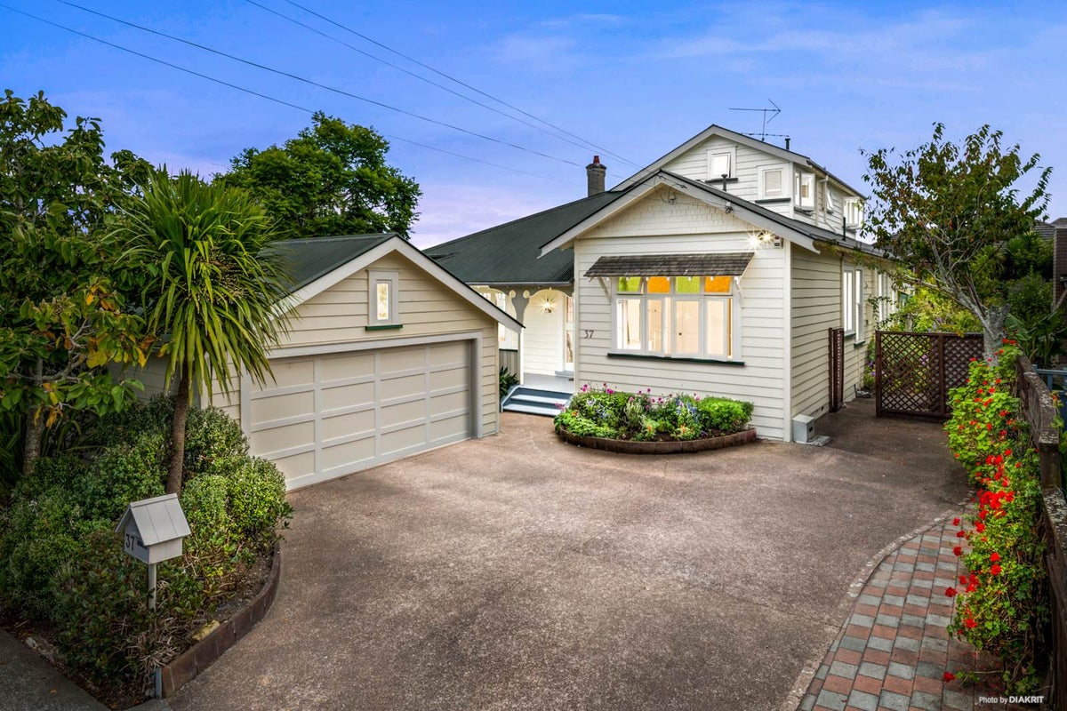 37 Ranfurly Road, Epsom, Auckland - Carousel 2