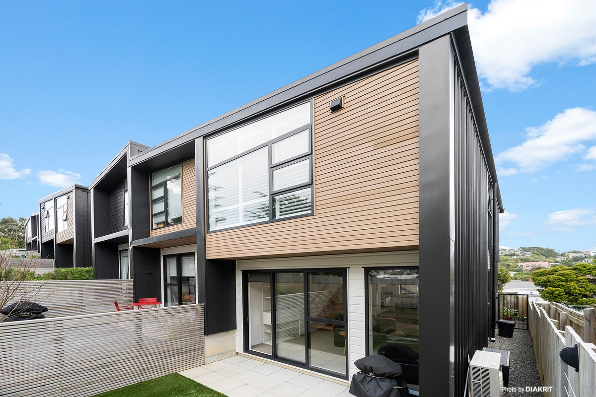 13/38 Bankot Crescent, Ngaio, Wellington - Carousel 1
