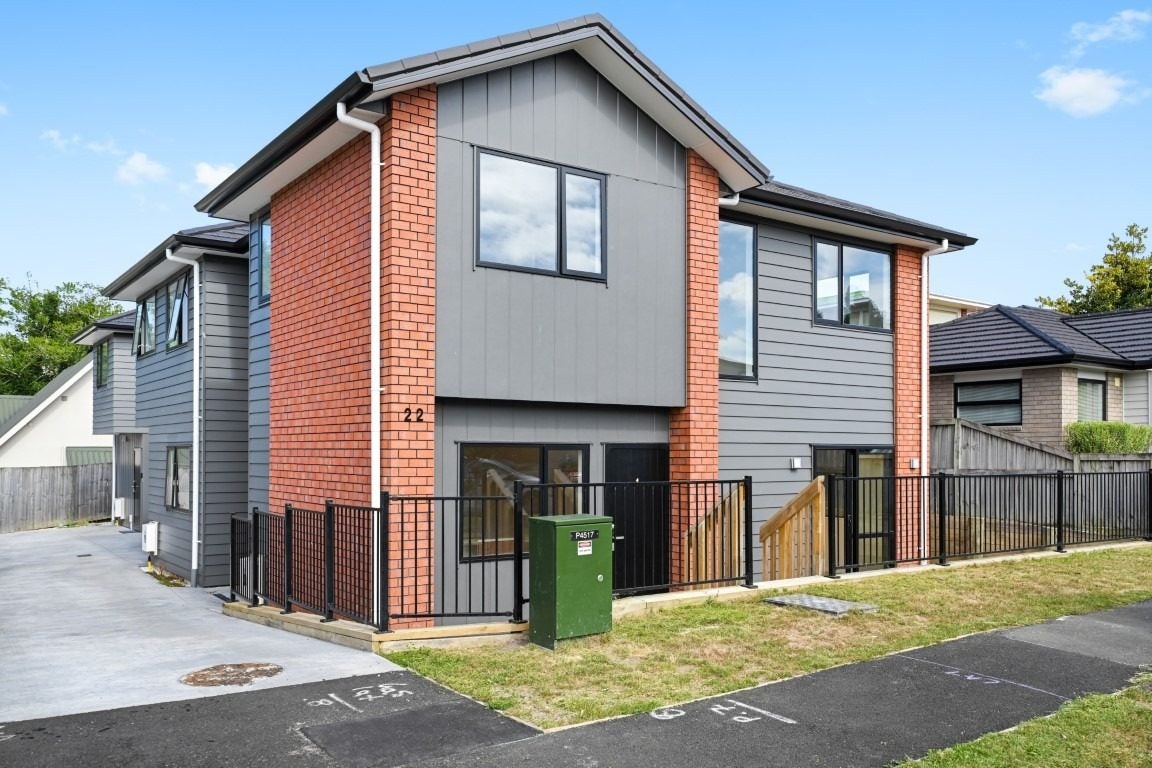 1/22 Manning Street, Hamilton Central, Hamilton - Carousel 1