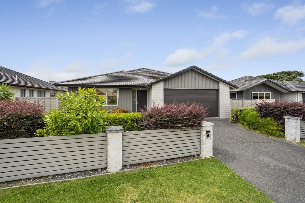 103 Santa Monica Drive, Papamoa Beach, Papamoa - Carousel 1