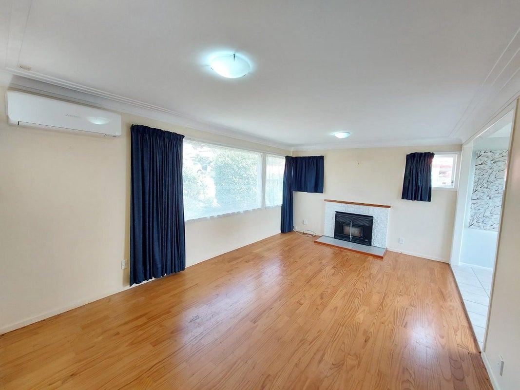 28 Exminster Street, Blockhouse Bay, Auckland - Carousel 2