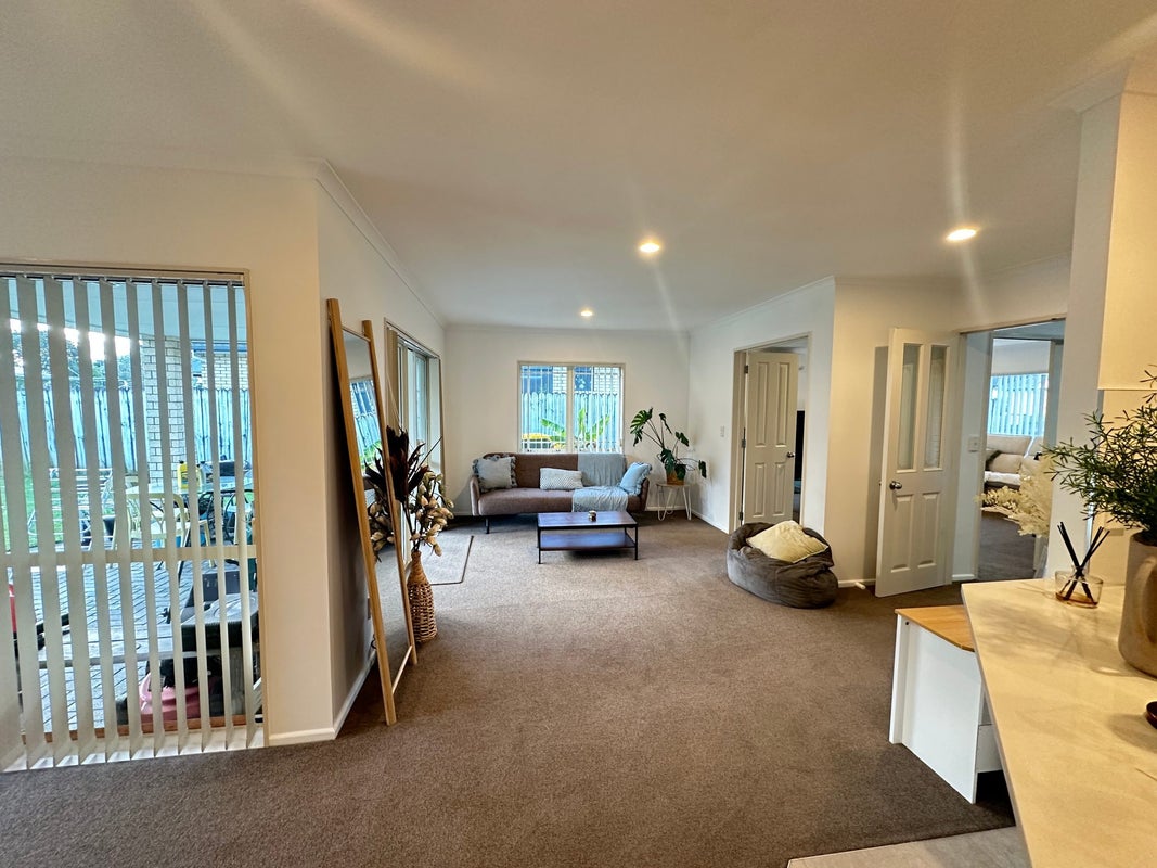 6 Magee Place, East Tamaki Heights, Auckland - Carousel 2