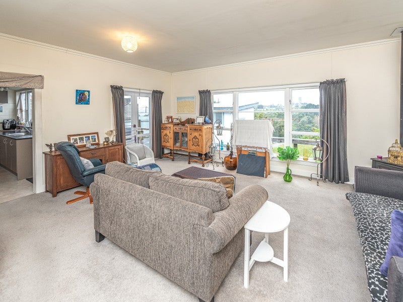 23 Stark Street, Durie Hill, Whanganui - Carousel 2