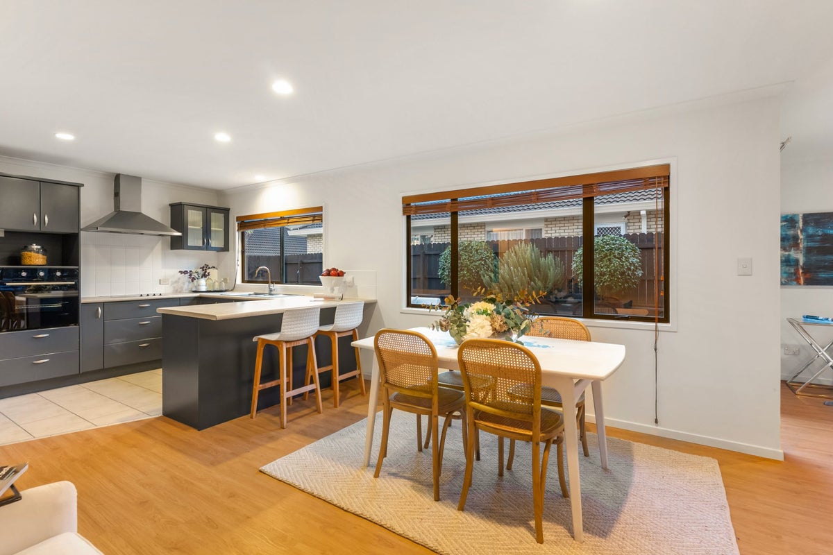 7 Brittas Place, East Tamaki, Auckland - Carousel 2