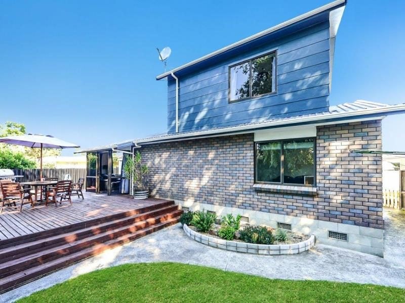 61B Bruce Avenue, Glenview, Hamilton - Carousel 2