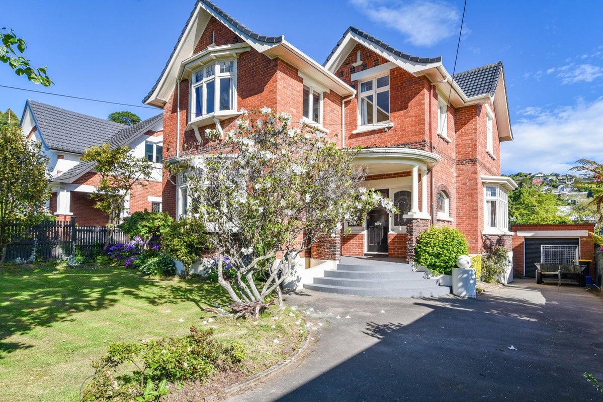 24 Sandringham Street, Saint Clair, Dunedin - Carousel 2