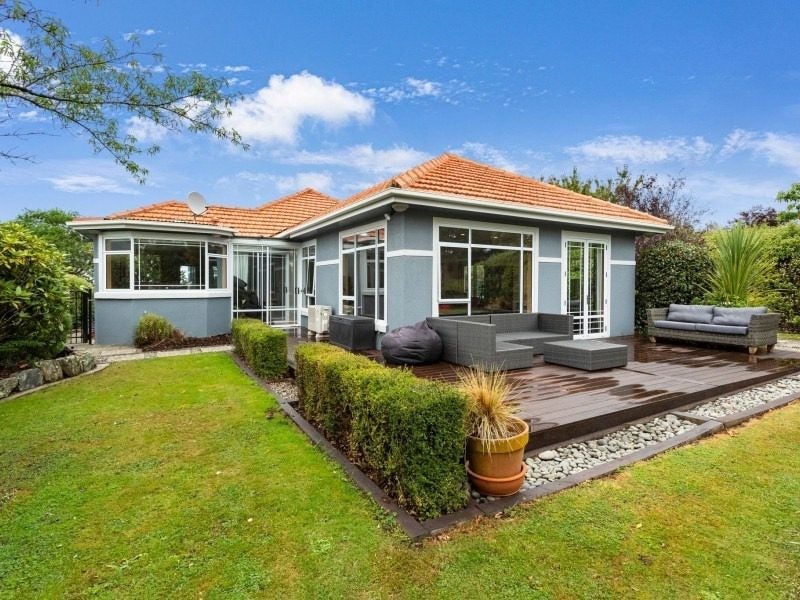 121 Kenmure Road, Belleknowes, Dunedin - Carousel 1