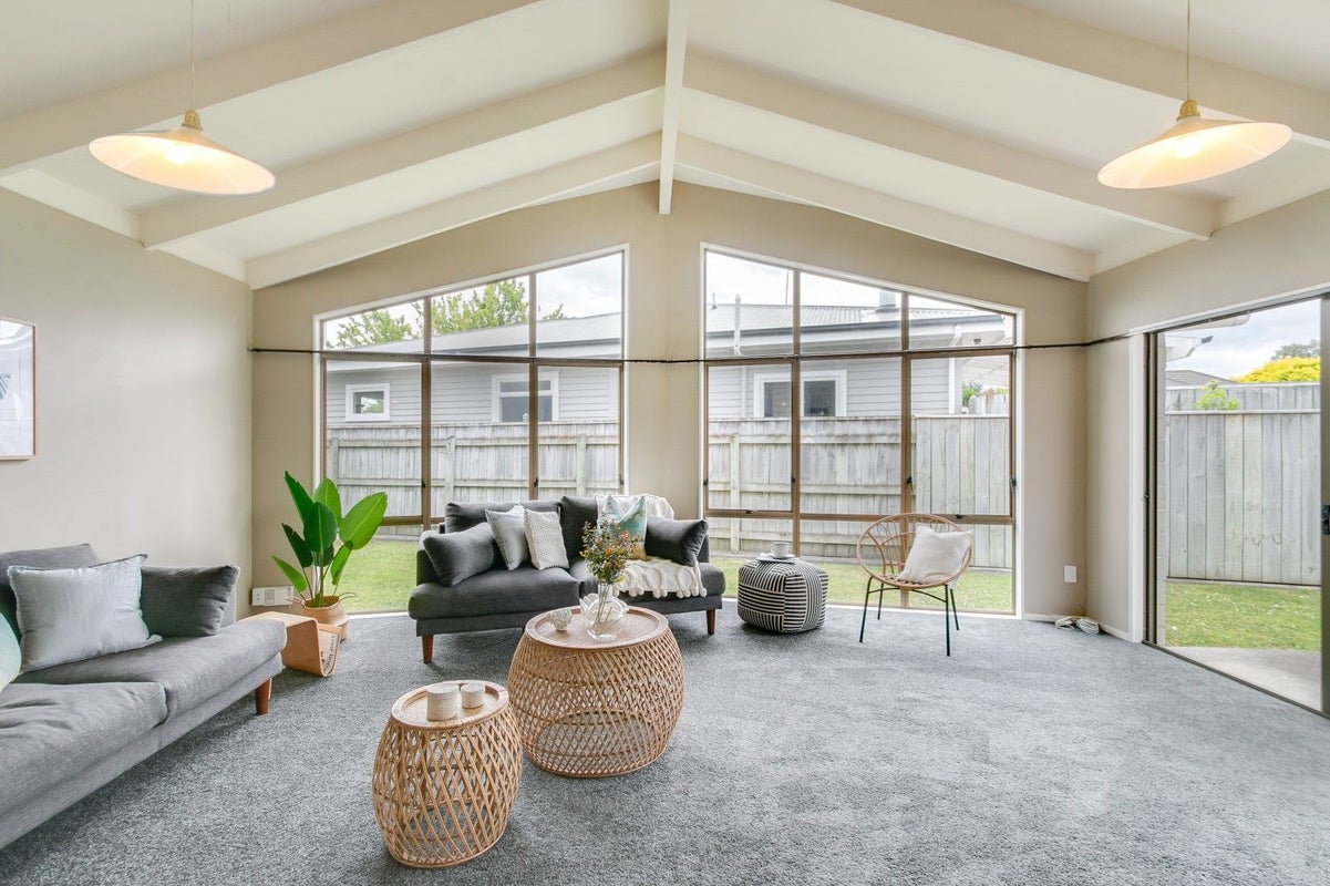 25 Avenue Road, Greenmeadows, Napier - Carousel 2