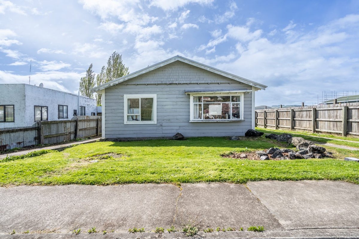 98 Hokonui Drive, Gore, Gore - Carousel 1