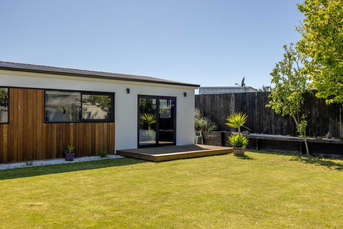 82A Burwood Road, Burwood, Christchurch - Carousel 16