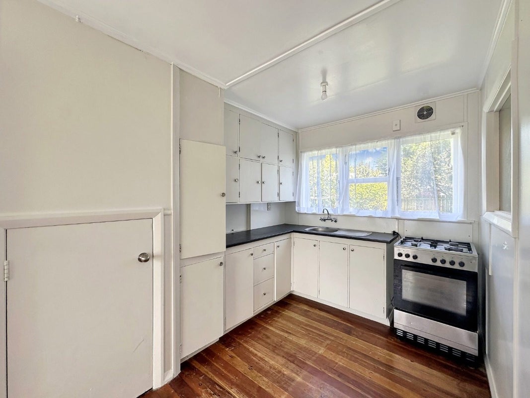 9 Kotare Street, Aramoho, Whanganui - Carousel 2