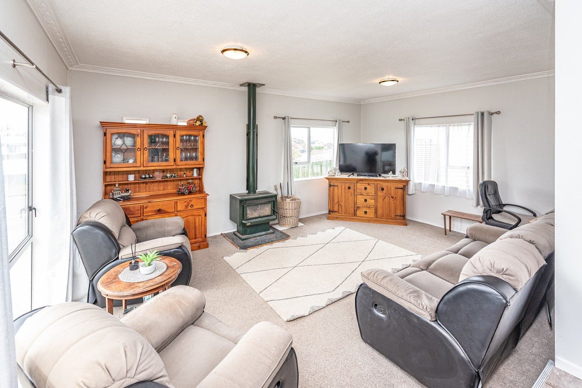 20 Karyn Street, Castlecliff, Whanganui - Carousel 2