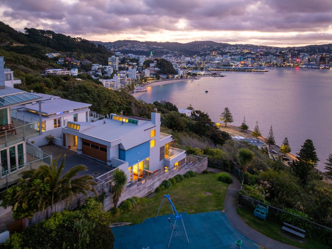 20 The Crescent, Roseneath, Wellington - Carousel 1