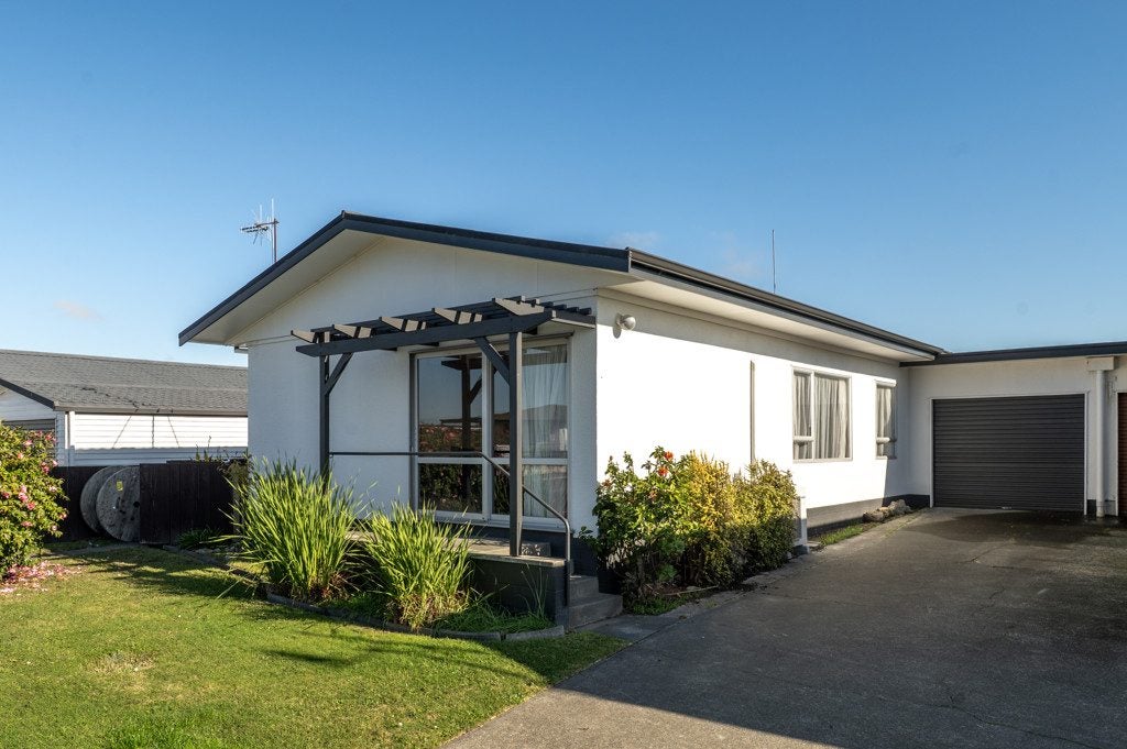 22 Freyberg Avenue, Tamatea, Napier - Carousel 1