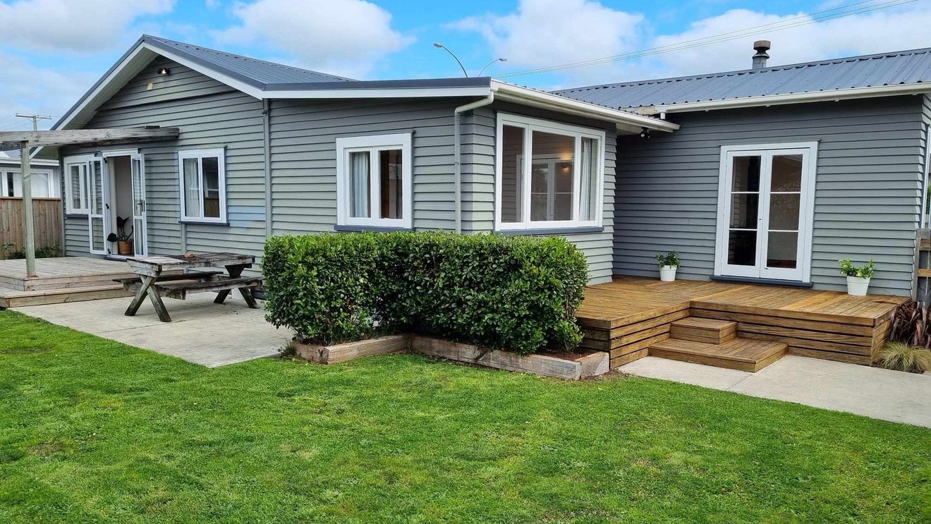 293A Cambridge Road, Hillcrest, Hamilton - Carousel 1
