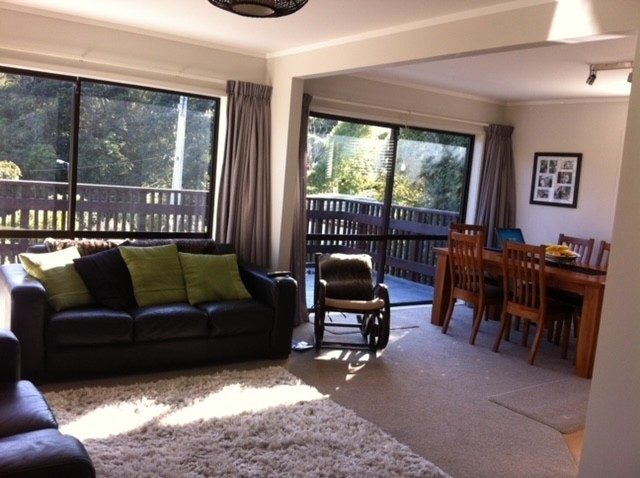 33 Ngaio Gorge Road, Ngaio, Wellington - Carousel 2