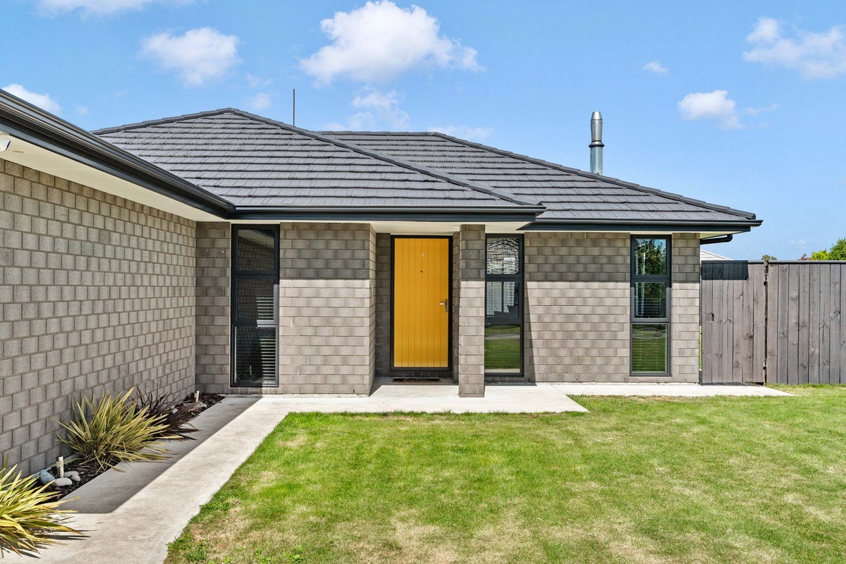 21 Maple Grove, Solway, Masterton - Carousel 2