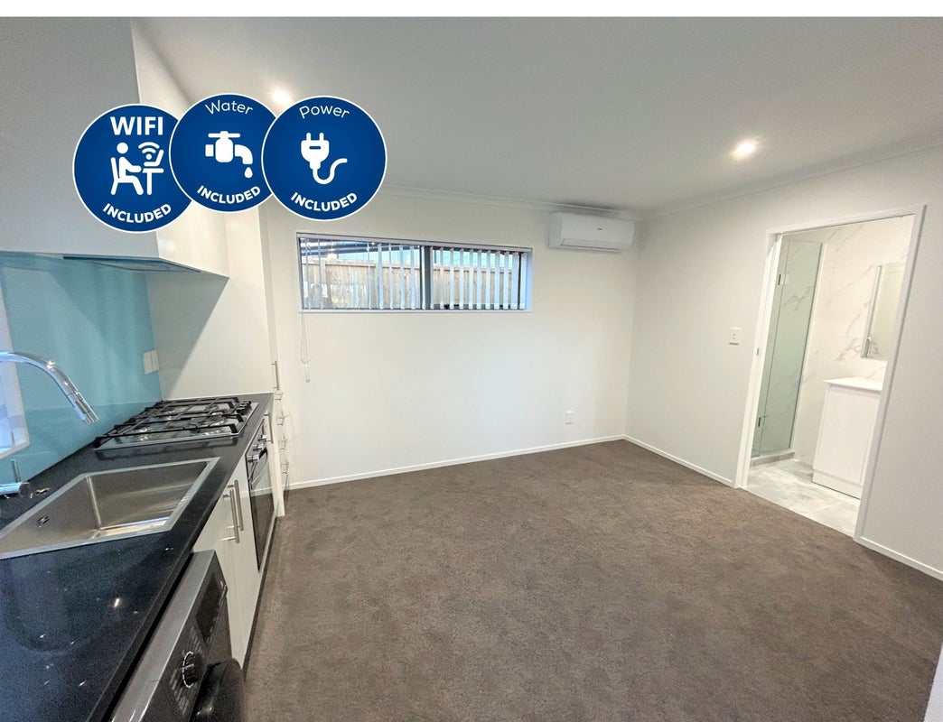 24D Roberts Road, Te Atatu South, Auckland - Carousel 1