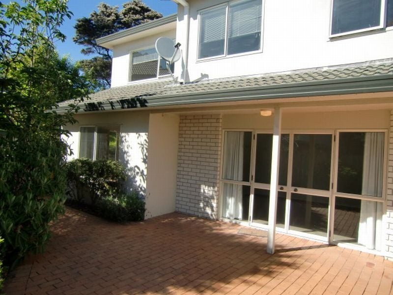 2/15 Mandica Place, Sunnynook, Auckland - Carousel 2