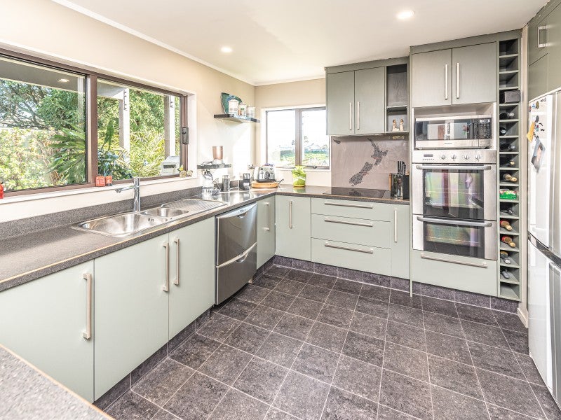 59 Burtts Road, Durie Hill, Whanganui - Carousel 2