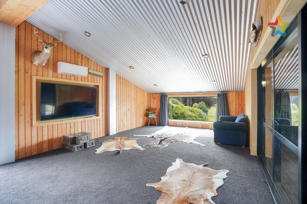 7 Mona Bush Road, Roslyn Bush, Invercargill - Carousel 50