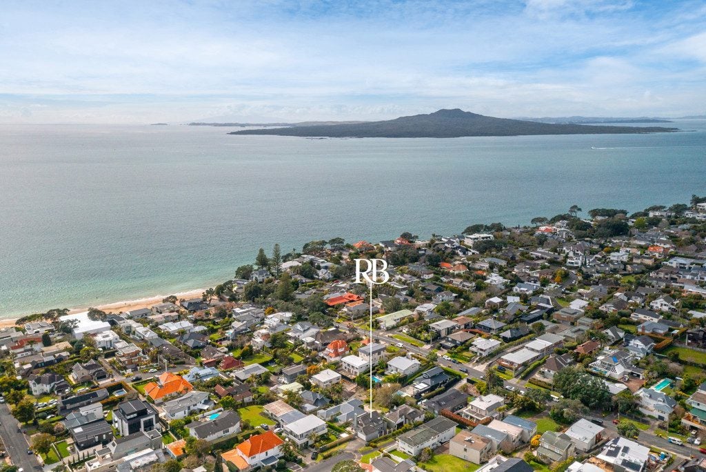 8 Brown Street, Hauraki, Auckland - Carousel 1