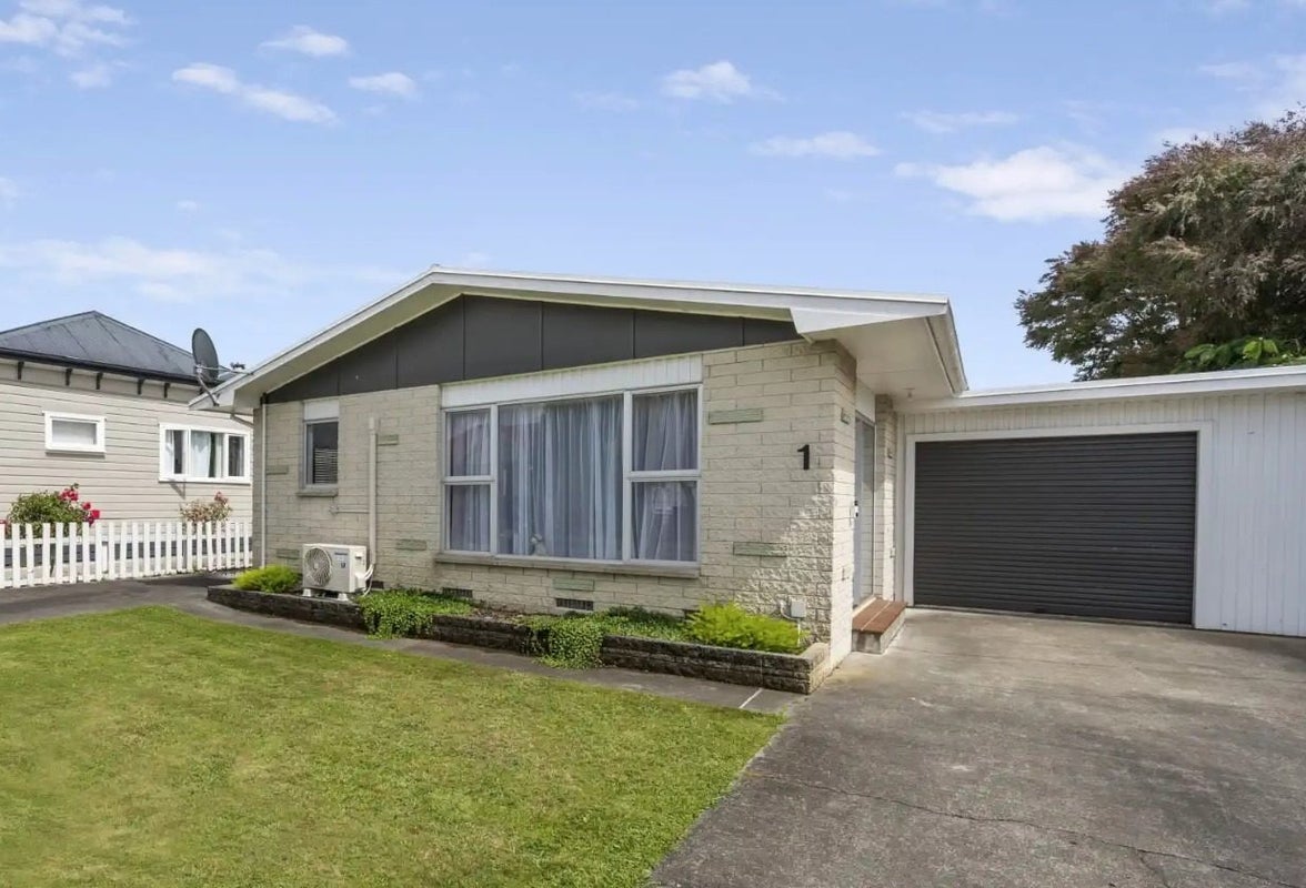 1/204 Grays Road, Saint Leonards, Hastings - Carousel 1