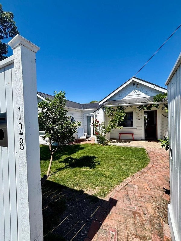 128 Charles Street, Westshore, Napier - Carousel 2
