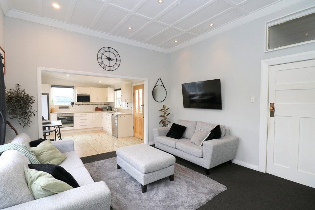 34 Wallace Street, Grasmere, Invercargill - Carousel 2