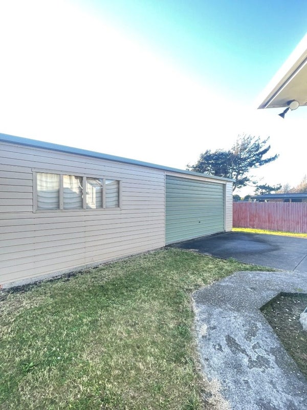 37 Lyon Street, Glengarry, Invercargill - Carousel 13