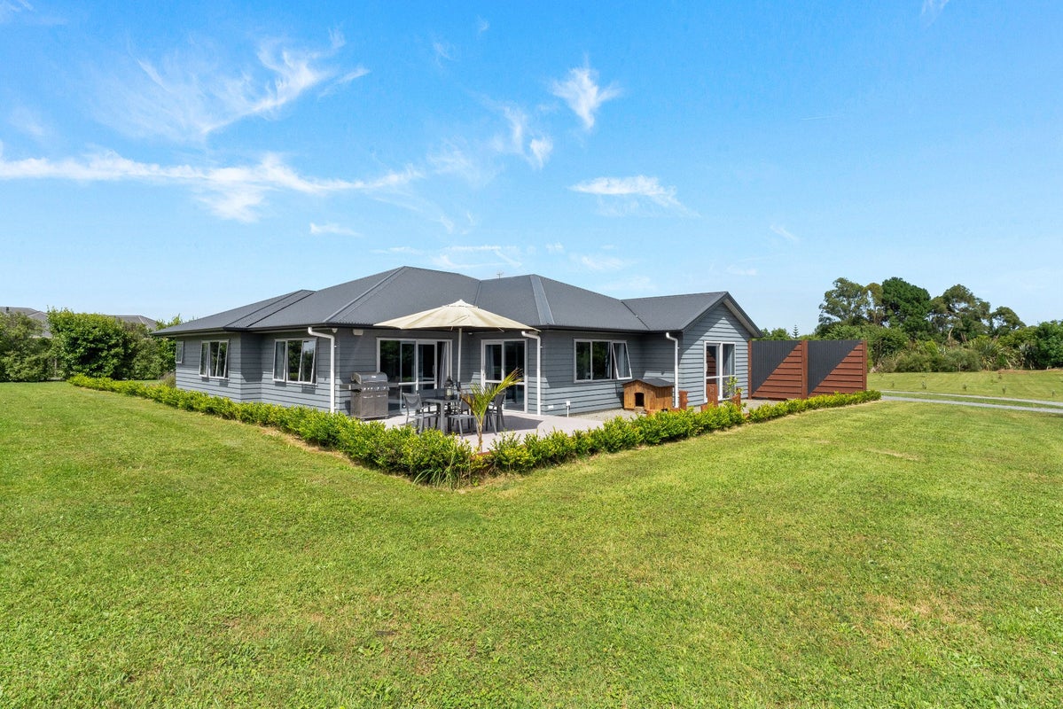 49 Ohau Terraces, Ohau, Levin - Carousel 1