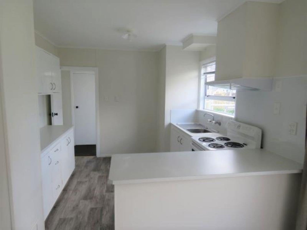 34 Cook Street, Marfell, New Plymouth - Carousel 2