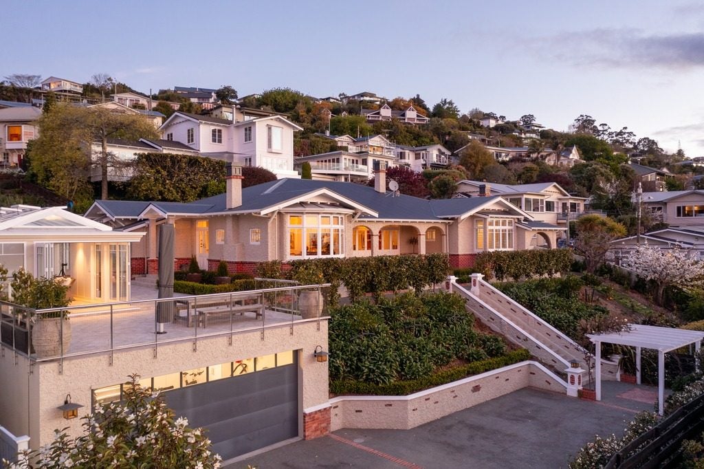 1A Richardson Street, Britannia Heights, Nelson - Carousel 50