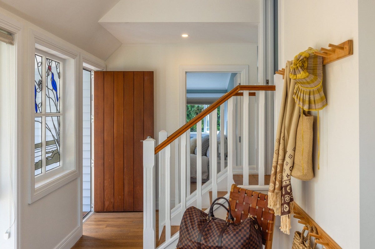 46 Mako Street, Oneroa, Waiheke Island - Carousel 2