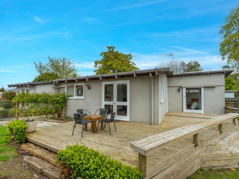 18 Icarus Place, Sunnybrook, Rotorua - Carousel 1