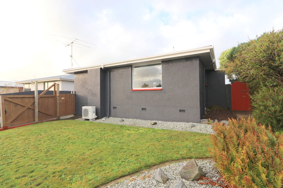 44 Kinmont Crescent, Newfield, Invercargill - Carousel 2