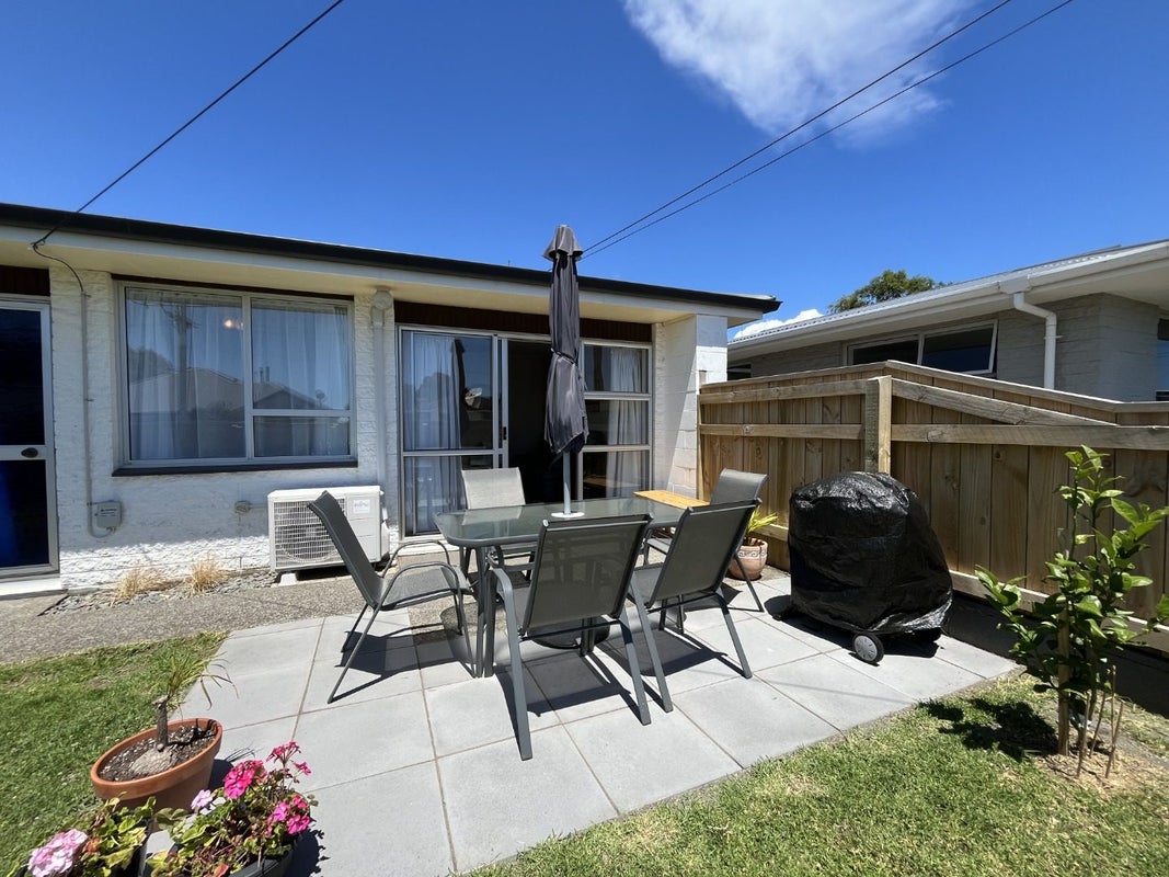 8 Lyn Street, Lynmouth, New Plymouth - Carousel 1