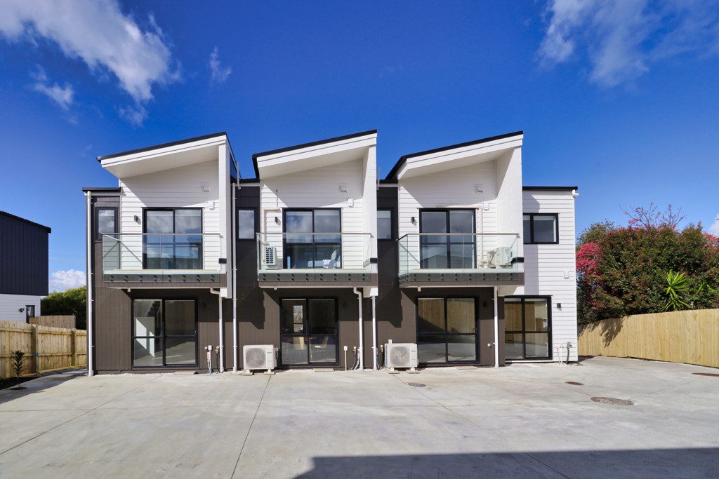 4C Hepburn Road, Glendene, Auckland - Carousel 2