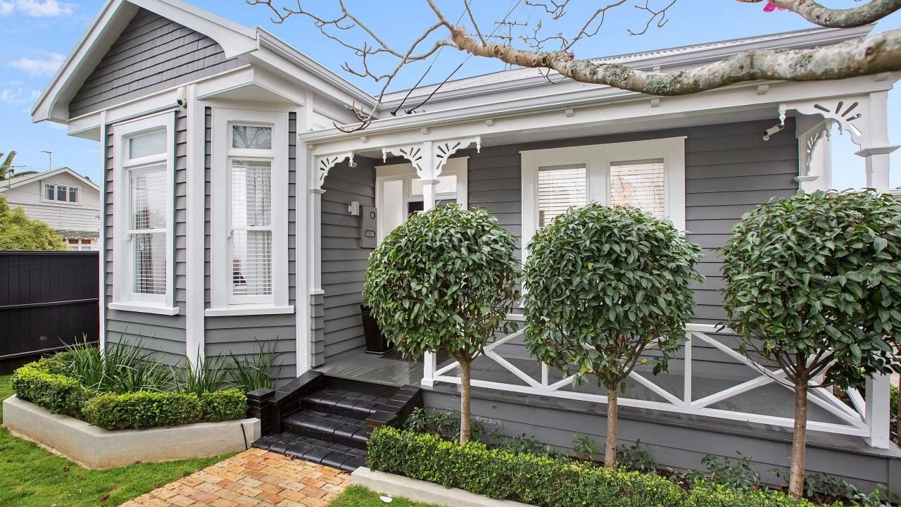 83 Epsom Avenue, Epsom, Auckland - Carousel 1