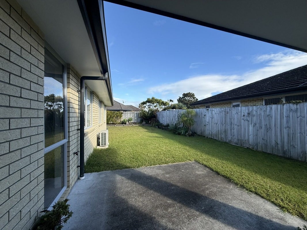 32 Key West Drive, One Tree Point - Carousel 11