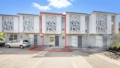 11 Vincent Lane, Hobsonville, Auckland - Carousel 1
