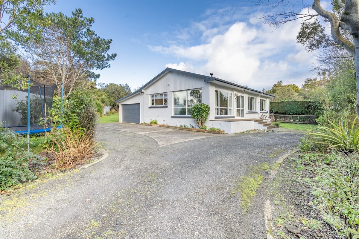 27 Oreti Road, Otatara - Carousel 1